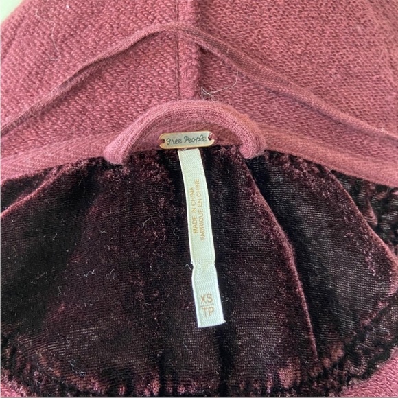 Free People Dark Berry Burgundy Westwood Velvet Trim Cardigan XS - Picture 4 of 6